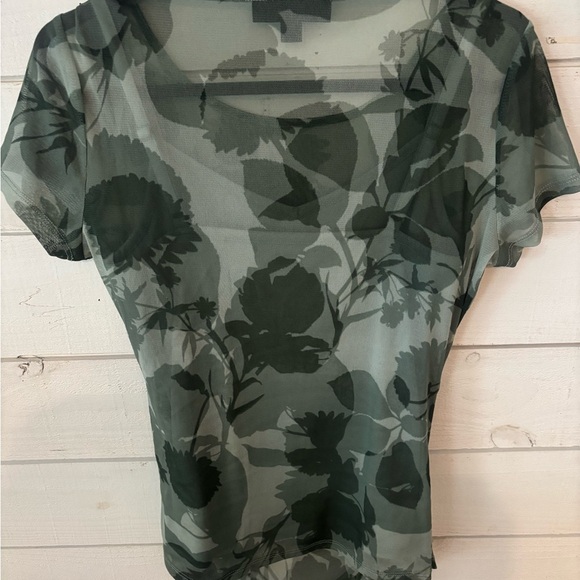 I-N-C Womens Leaves Embellished T-Shirt. Size small, green . - Picture 4 of 12